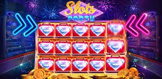 mightytips အက်ပ် Smartphone ပေါ်တွင် မြန်မာ ကစားသမား Mobile Betting ကစားနေသည့် မြင်ကွင်း